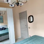 ヴィラ La Casa Dei Poeti ヴィッラシミーウス