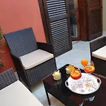 La Casa Dei Poeti וילה